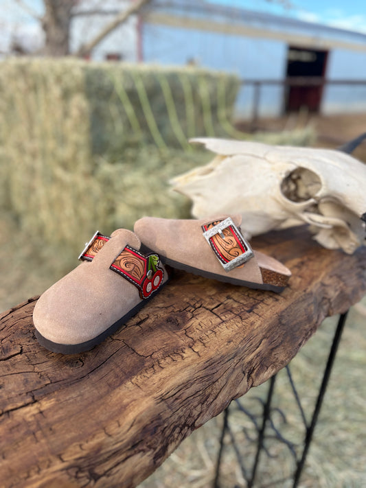 Women’s clogs